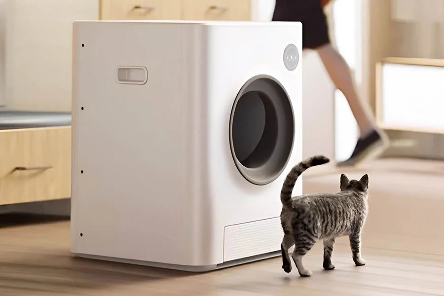 self cleaning litter box for multiple cats